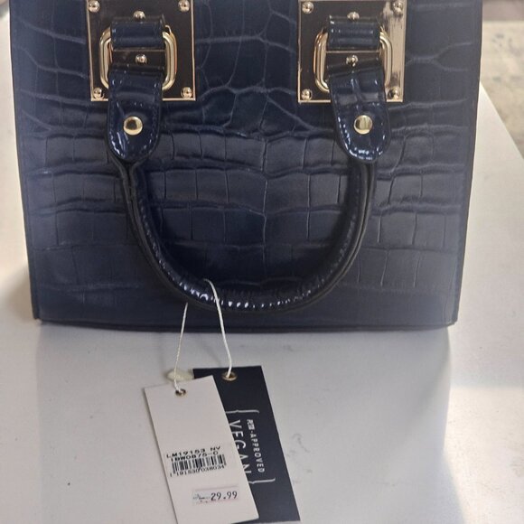 Purse - Picture 2 of 4